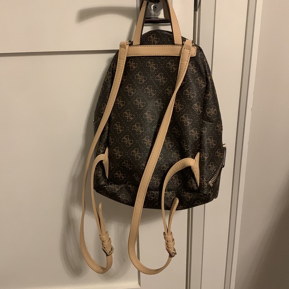 GUESS mini backpack - Picture 2 of 7